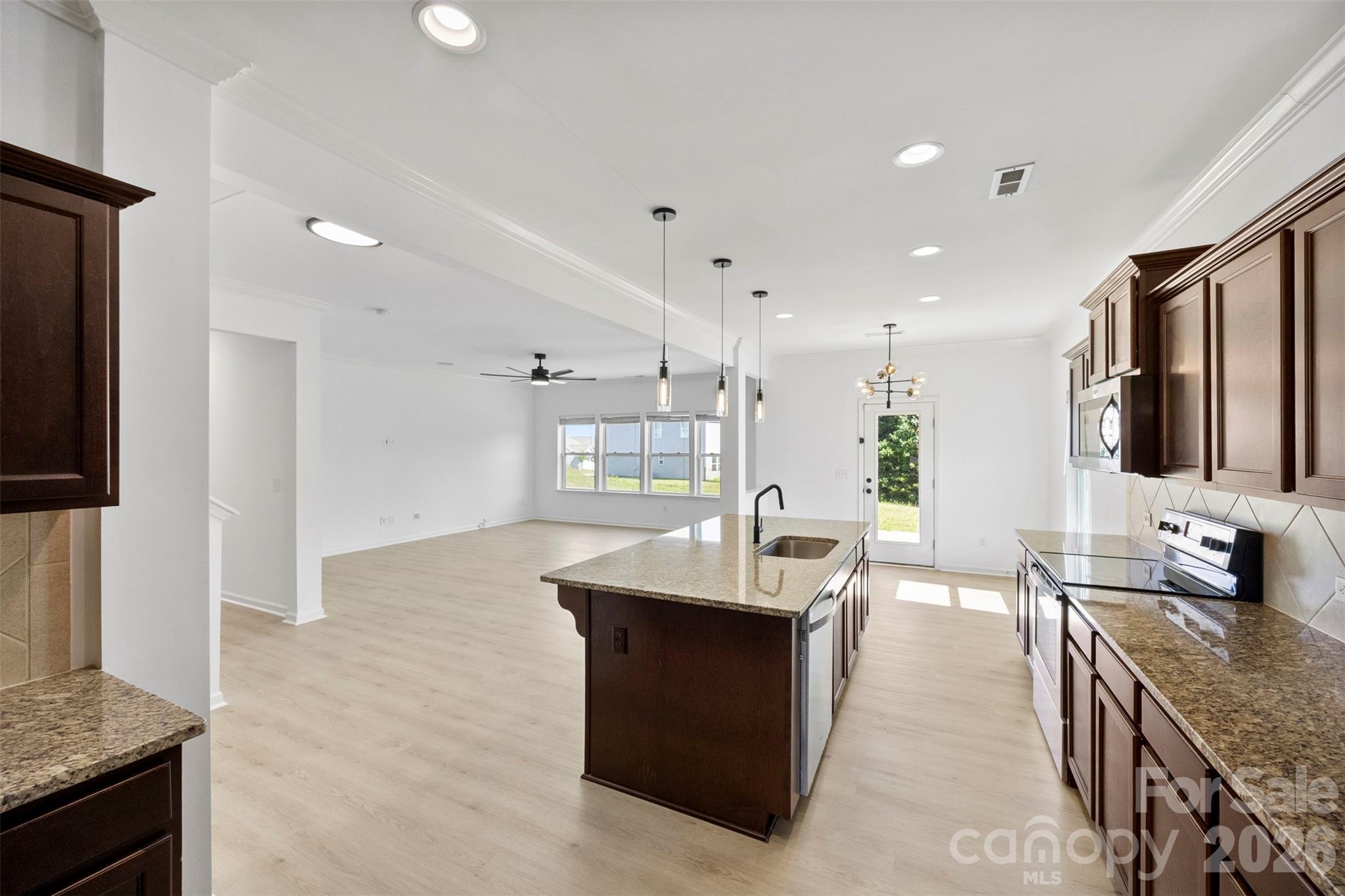 111 Trick Ski Lane Property Photo 6