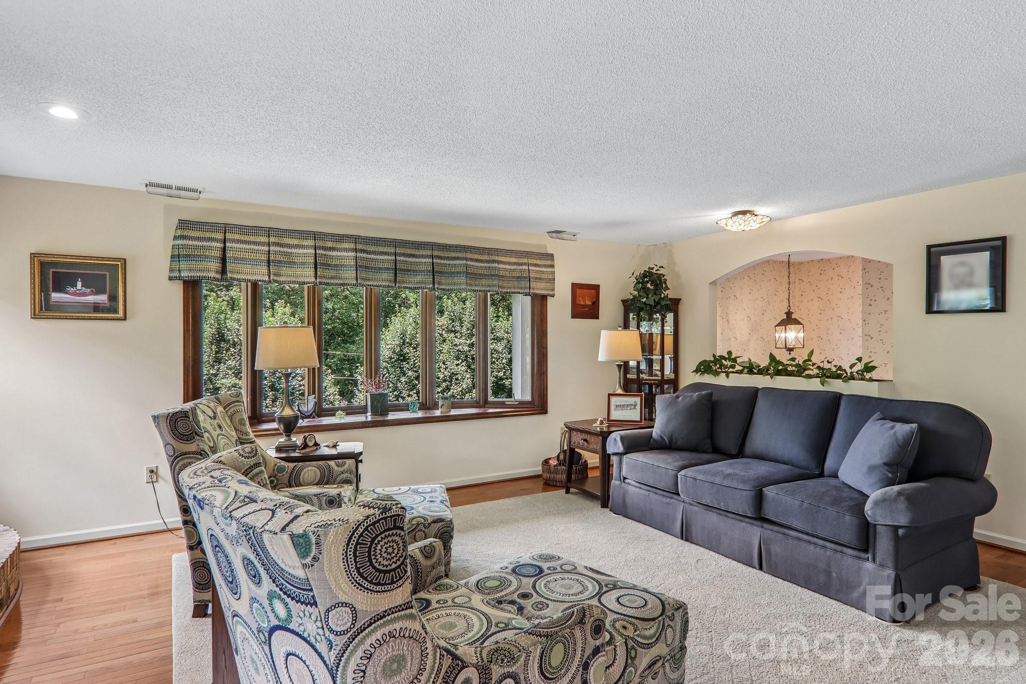 57 Chateau Place Property Photo 9
