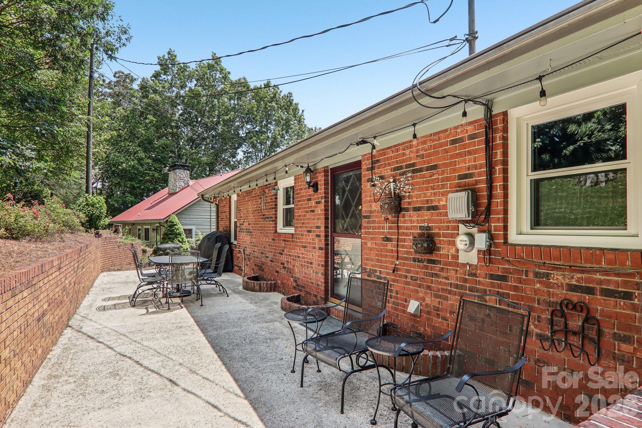 57 Chateau Place Property Photo 44