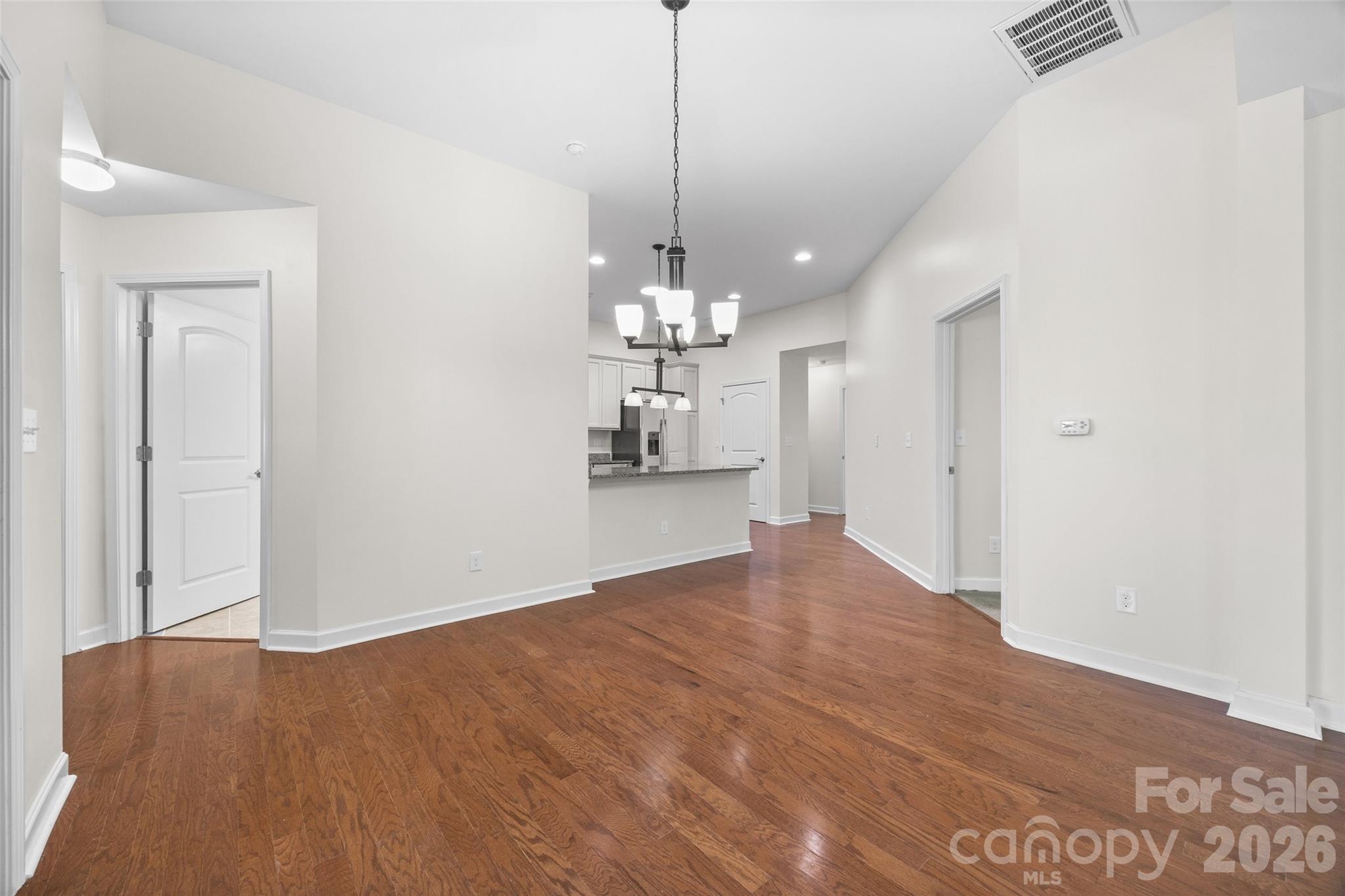 274 Lone Oak Circle Property Photo 12
