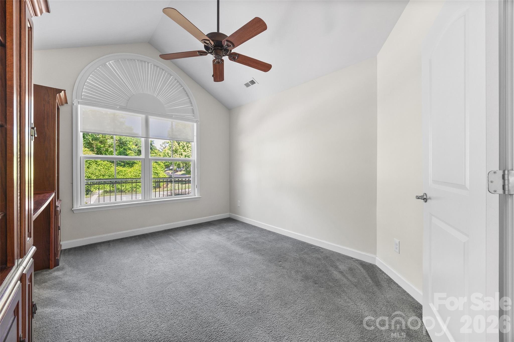 274 Lone Oak Circle Property Photo 14