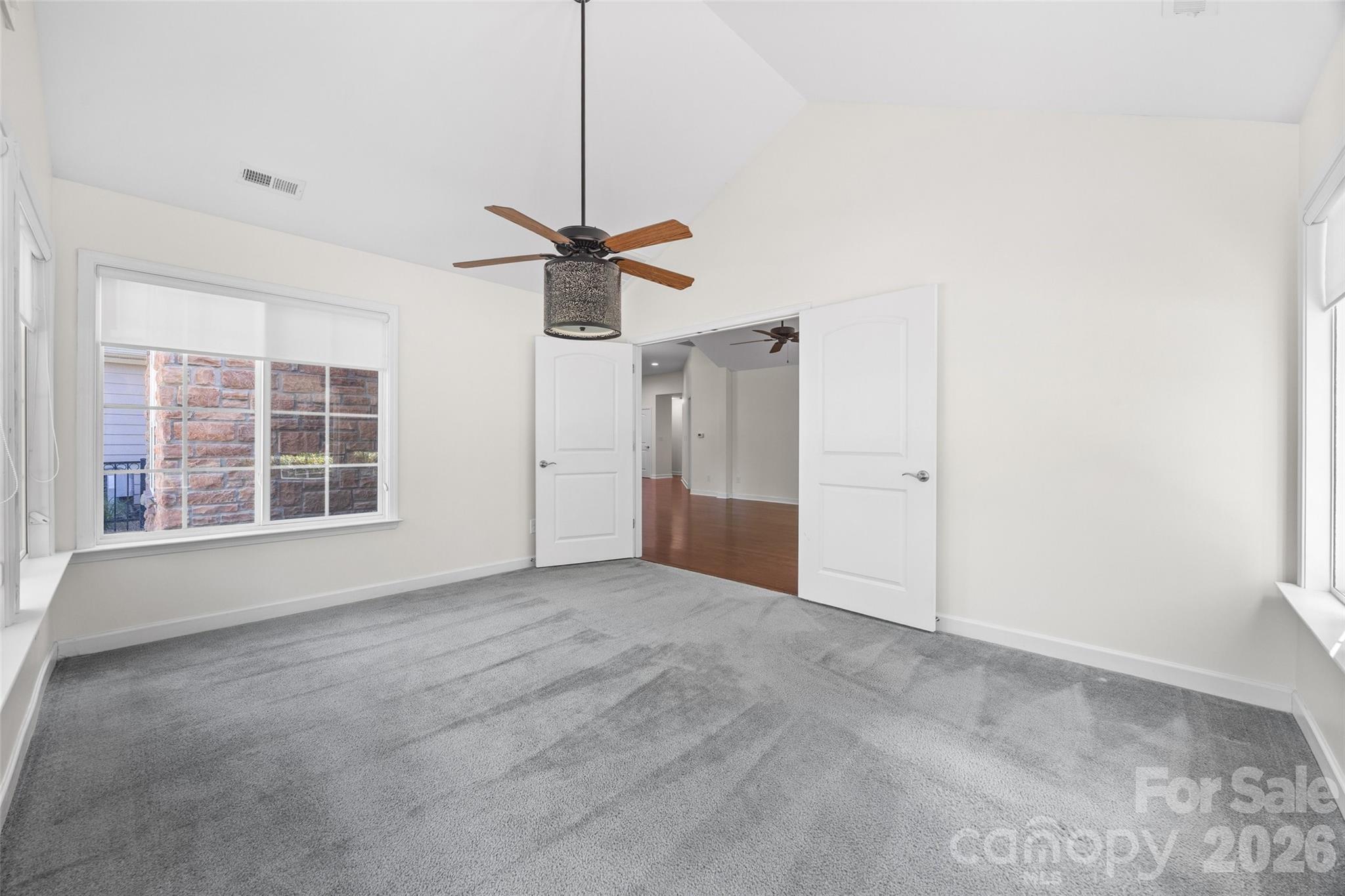 274 Lone Oak Circle Property Photo 16