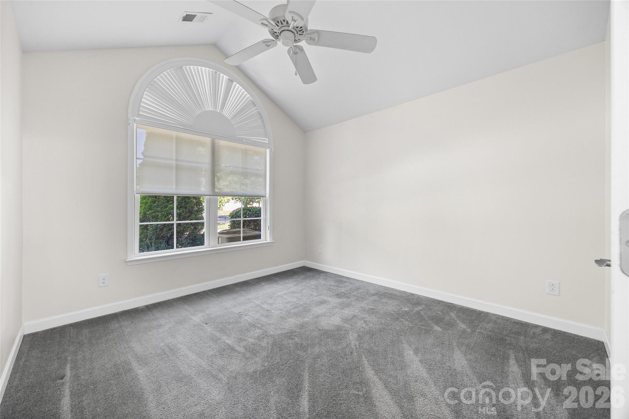 274 Lone Oak Circle Property Photo 17
