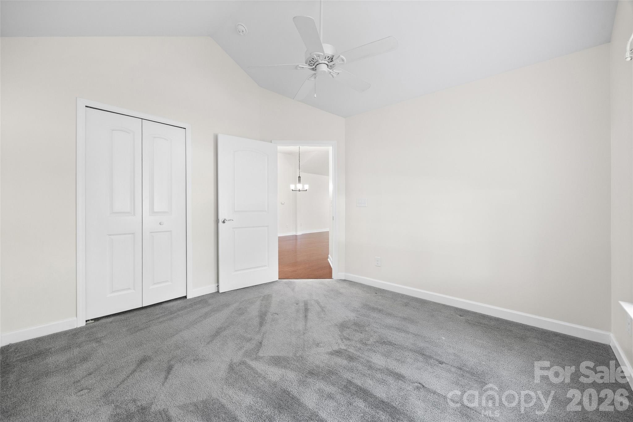 274 Lone Oak Circle Property Photo 18