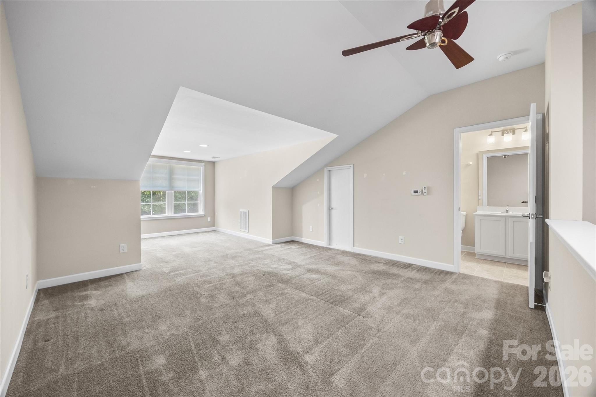 274 Lone Oak Circle Property Photo 35