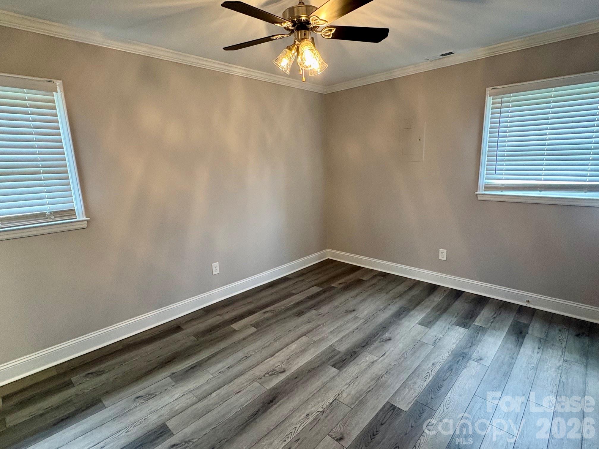 803 Robinson Road Property Photo 6