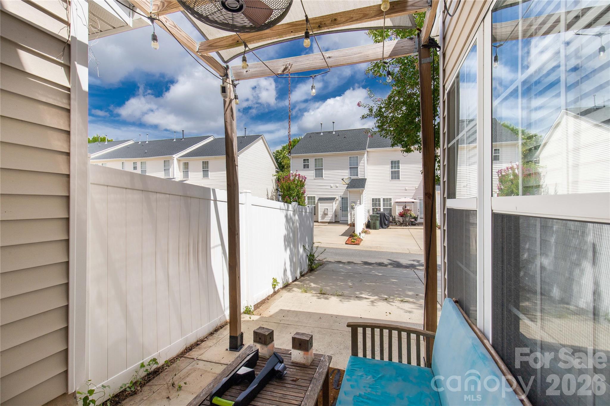 961 Coolsprings Lane Property Photo 6