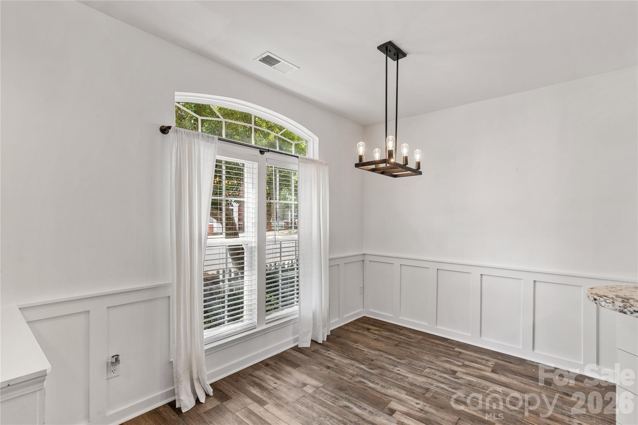961 Coolsprings Lane Property Photo 11