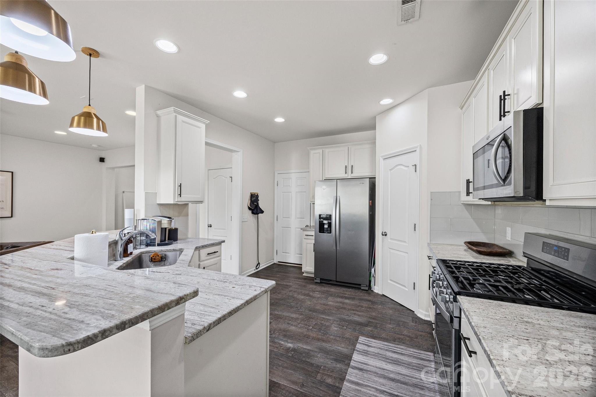 4008 Woodsmill Road Property Photo 11
