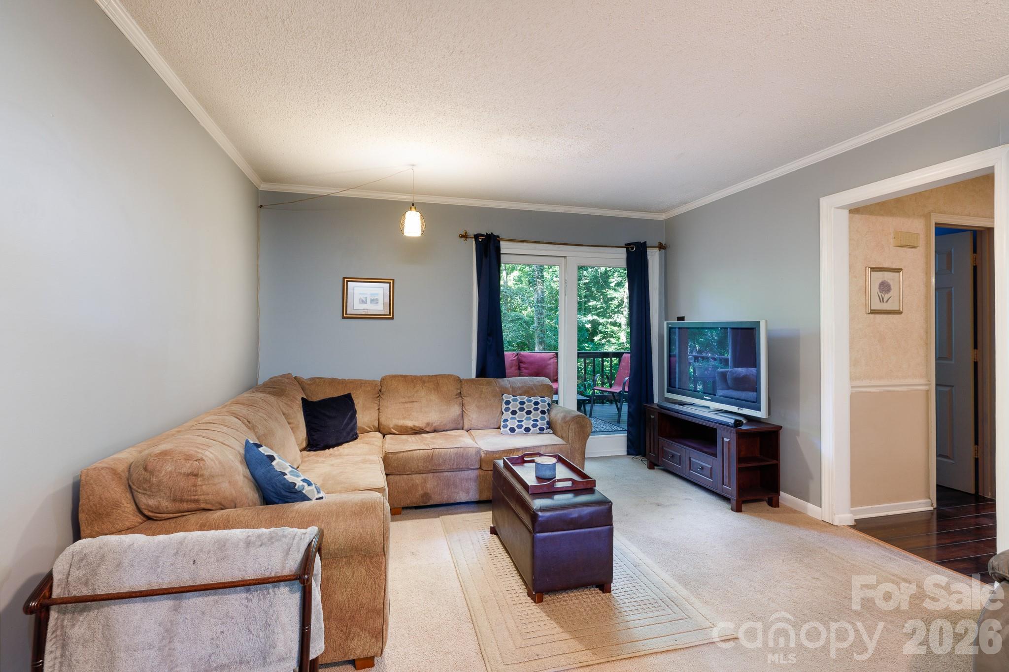 3319 Kingsfield Road Property Photo 6