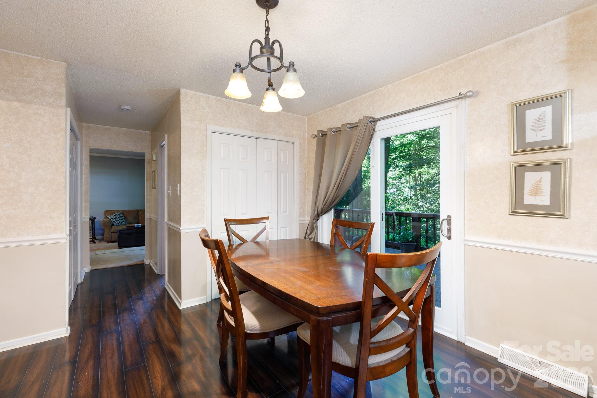 3319 Kingsfield Road Property Photo 11