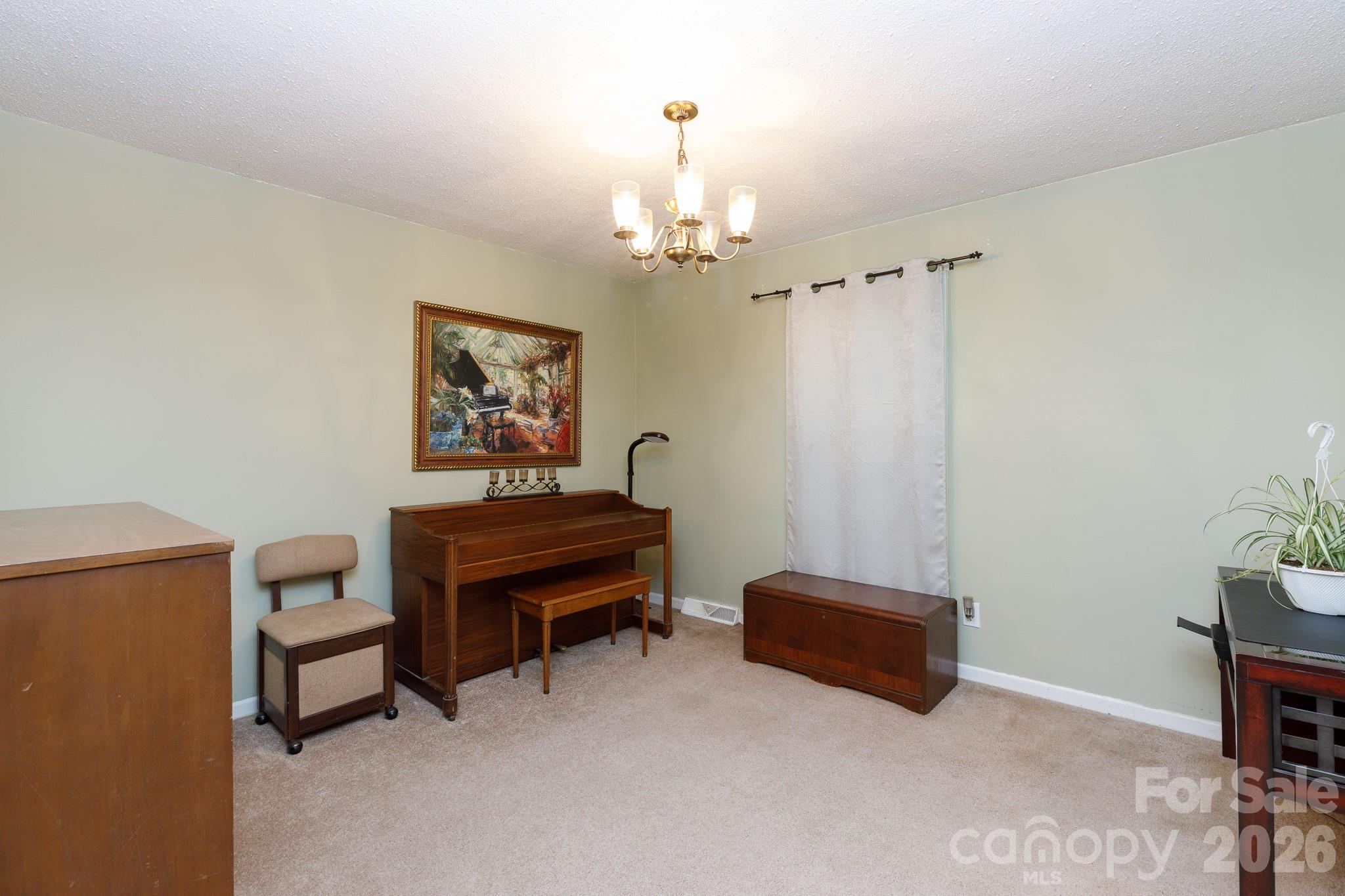 3319 Kingsfield Road Property Photo 18