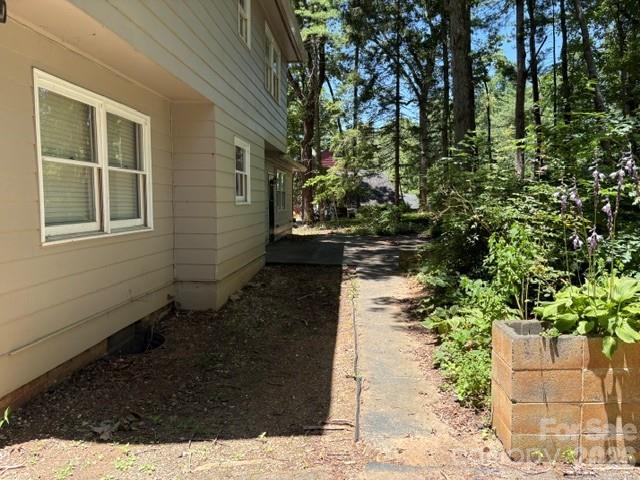 31 Spring Forest Circle Property Photo 2