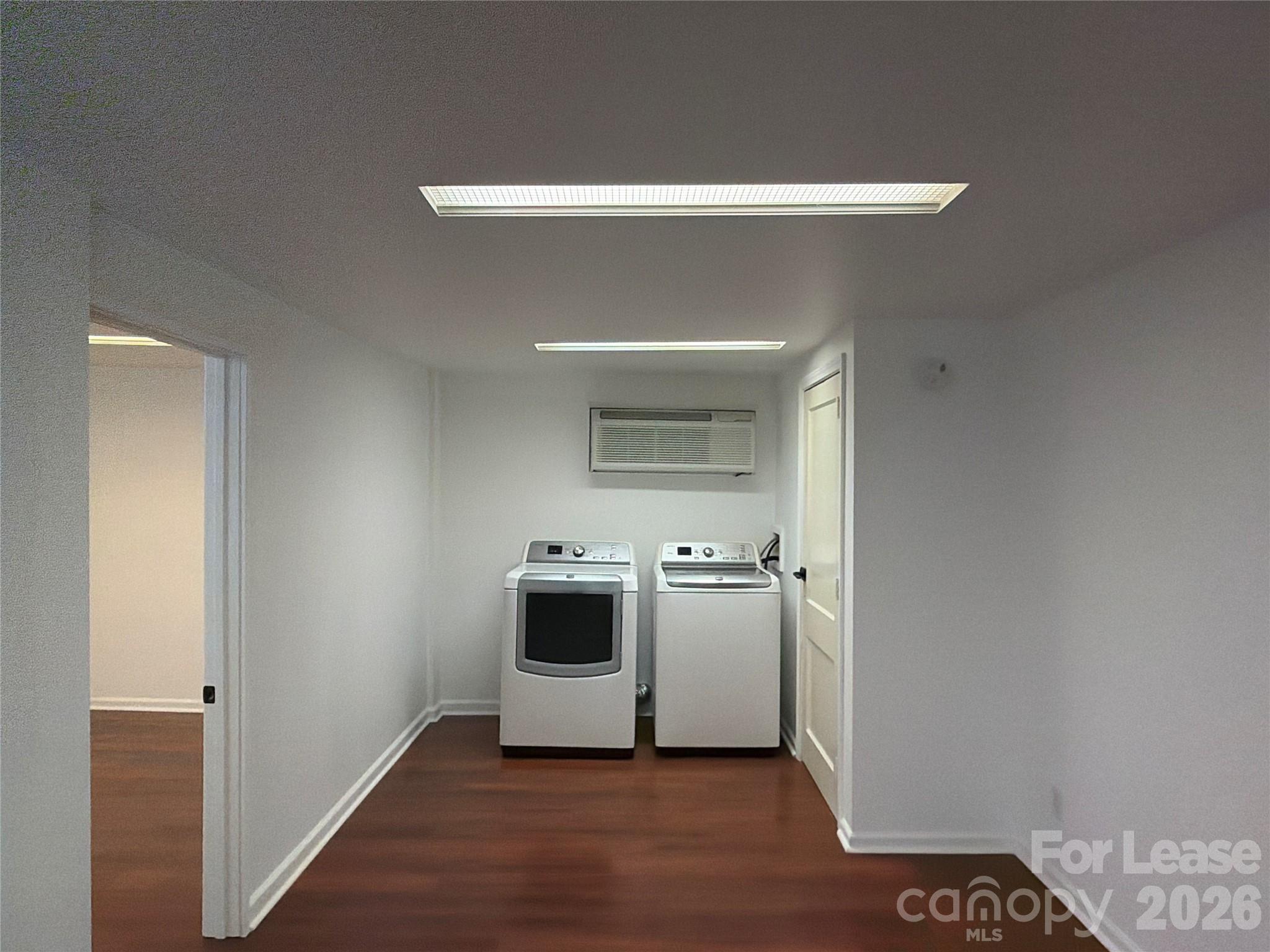 213 S Summit Avenue Property Photo 9