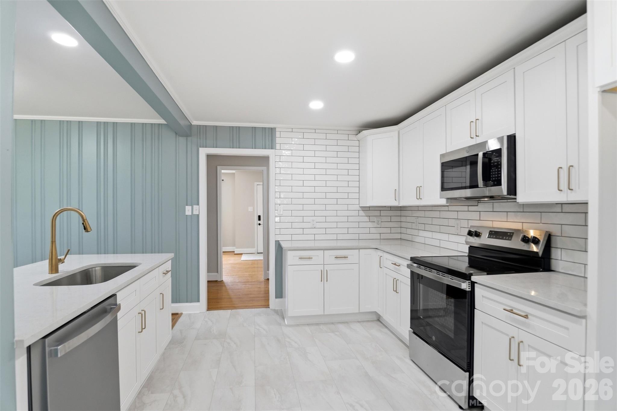 127 Dotson Street Property Photo 5