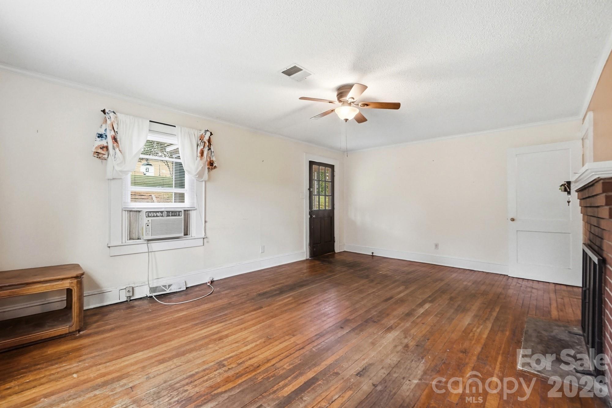 121 Piedmont Drive Property Photo 9