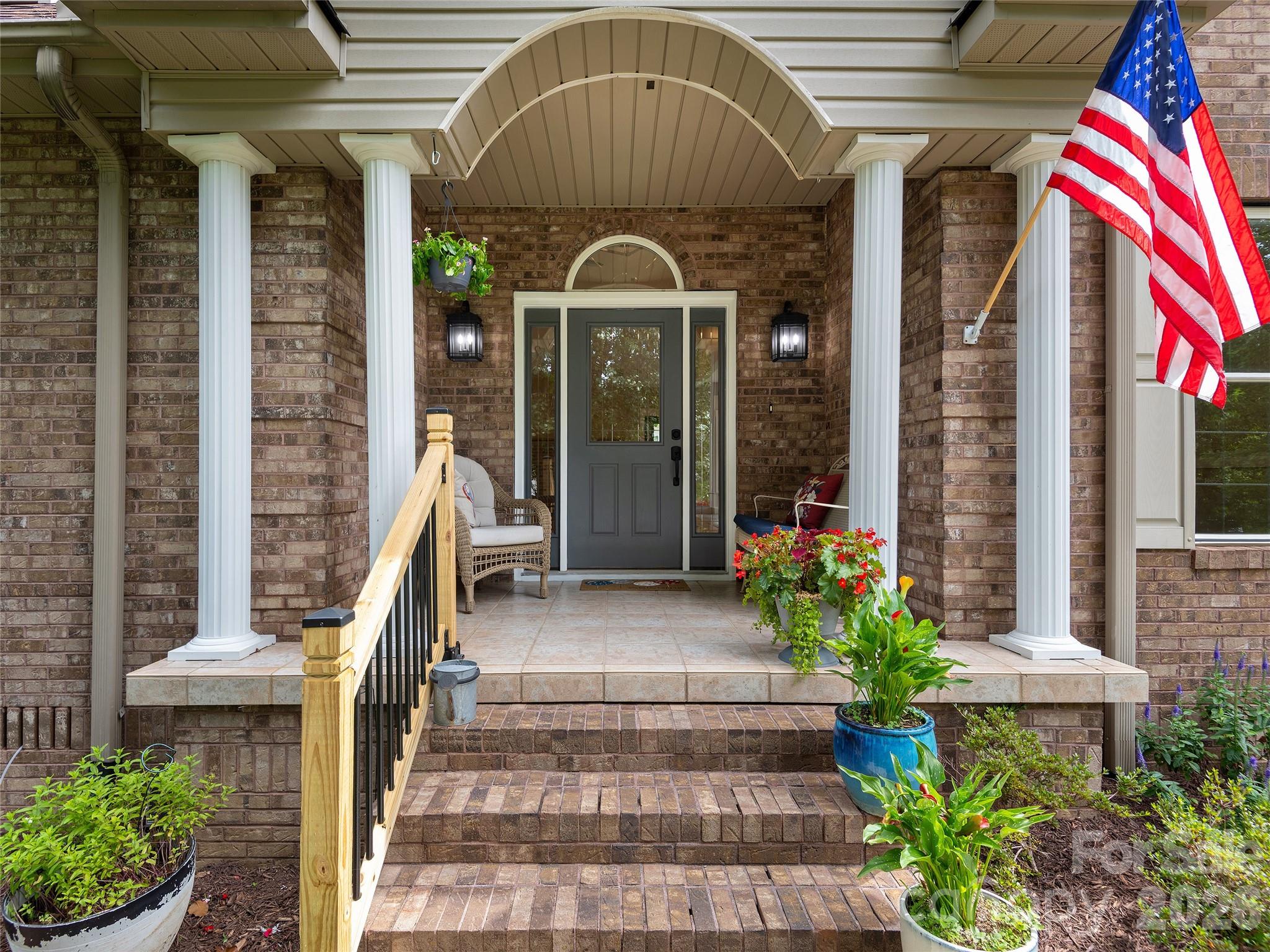 104 Arrowood Lane Property Photo 3