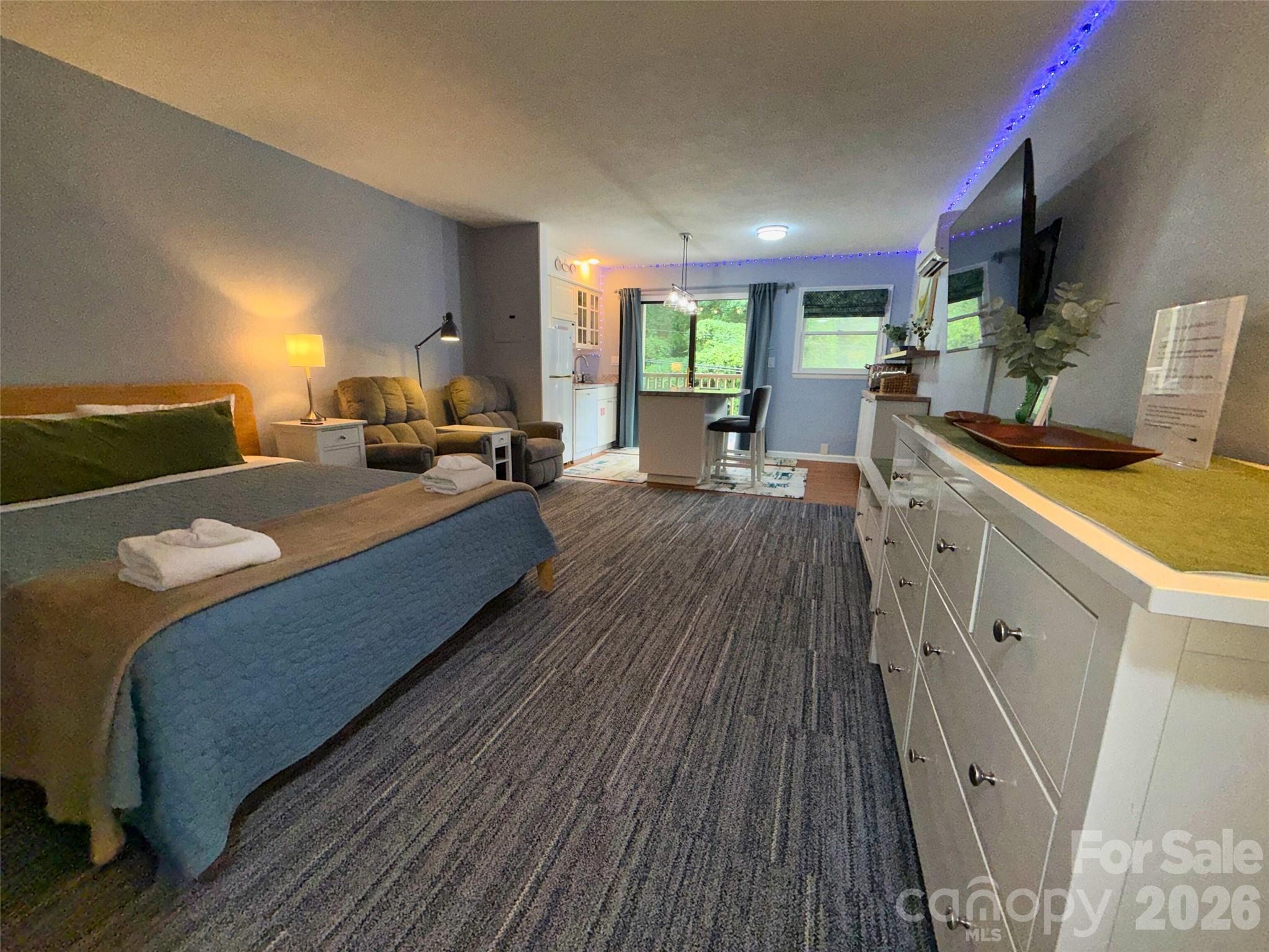 160 Whitney Boulevard 3 Property Photo 4