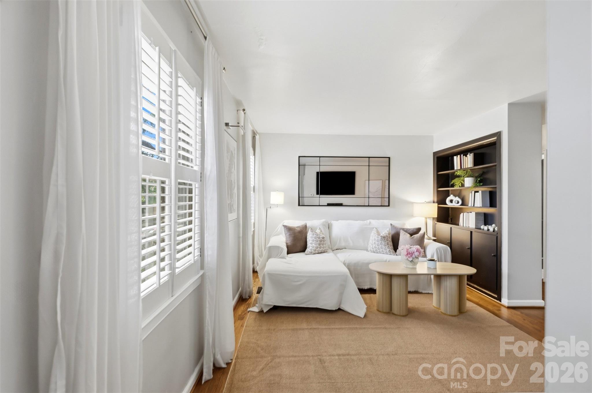 216 Wakefield Drive A Property Photo 2