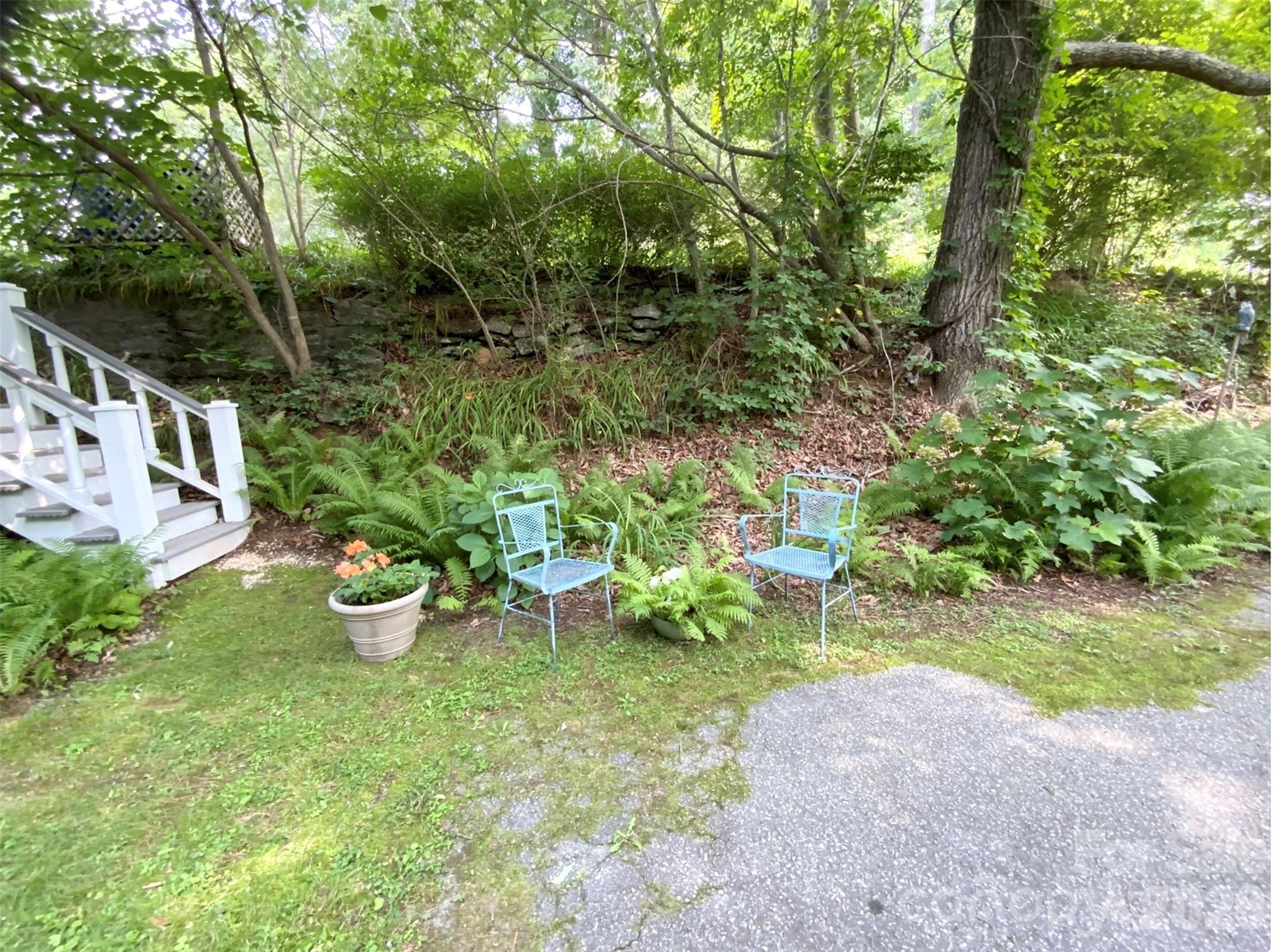 58 Seminary Street Property Photo 7