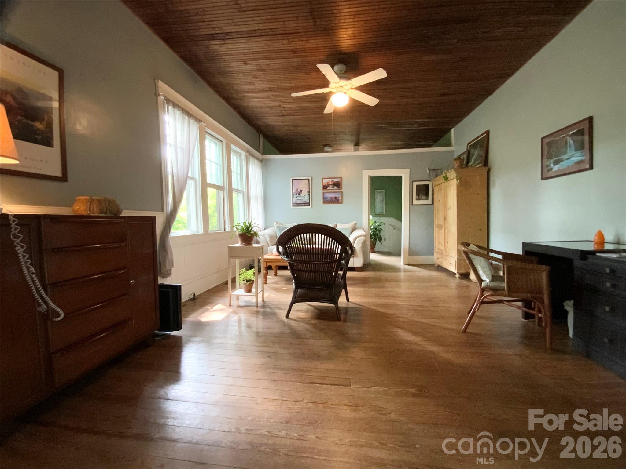 58 Seminary Street Property Photo 15