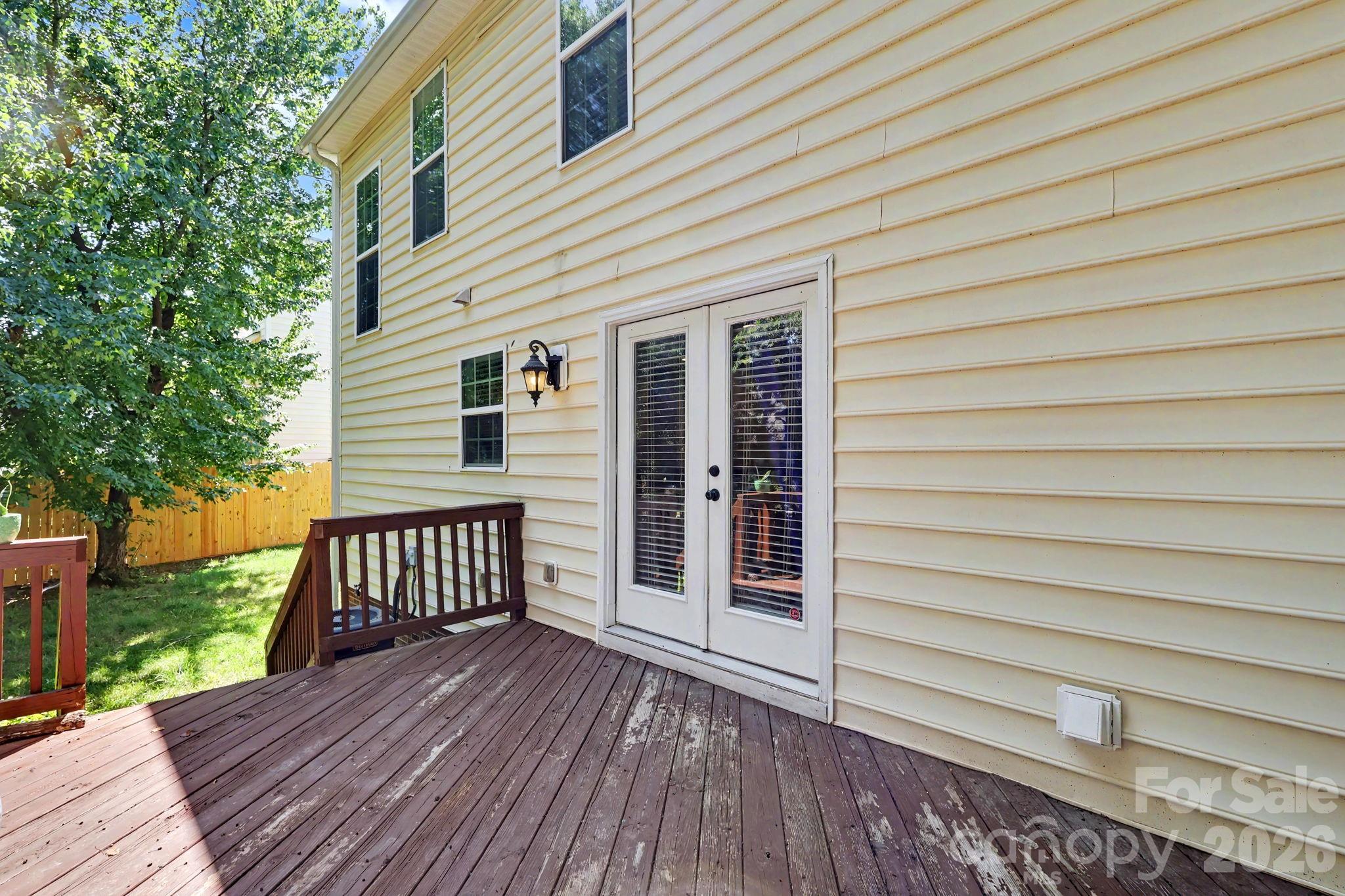 7413 Tupelo Lane Property Photo 32