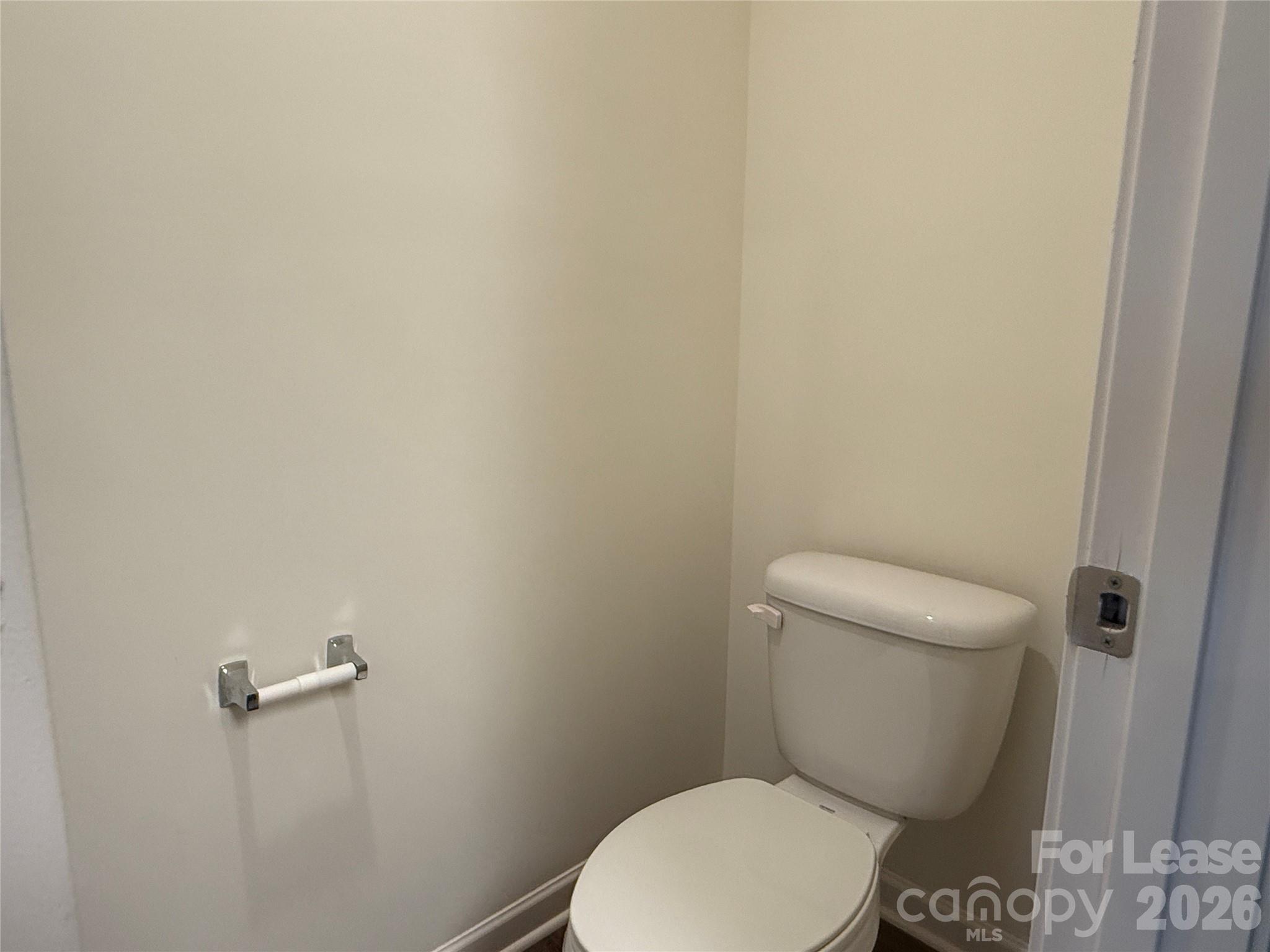 2029 Oakdale Road U Property Photo 11