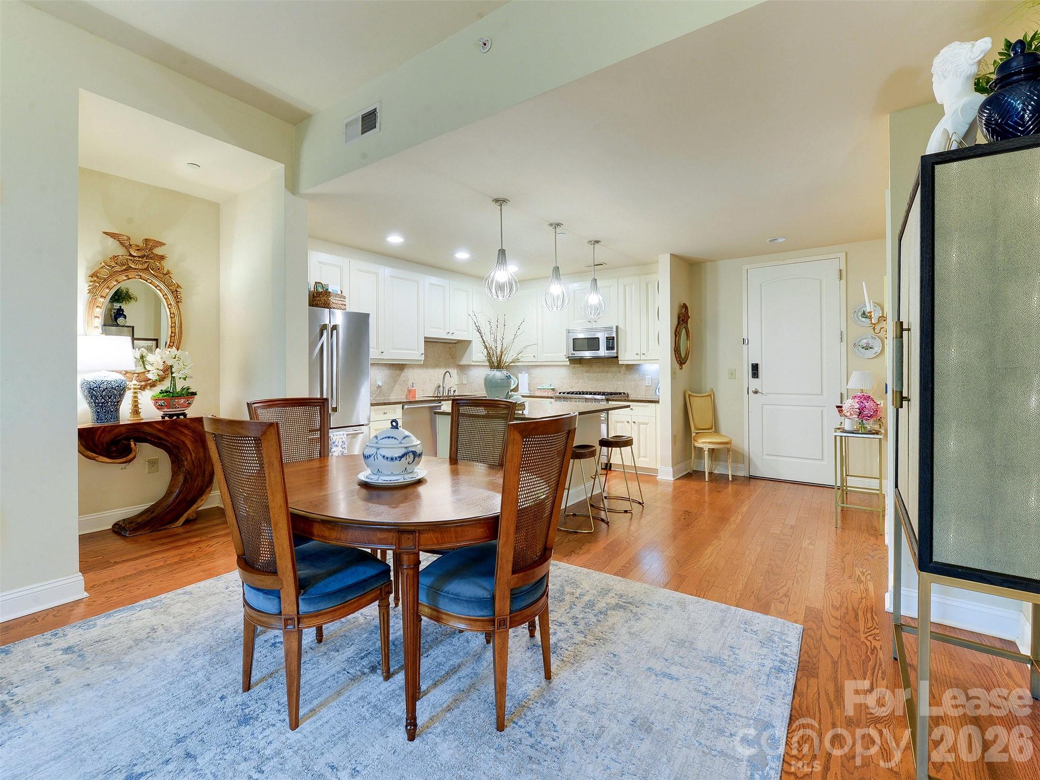 701 Royal Court 306 Property Photo 14