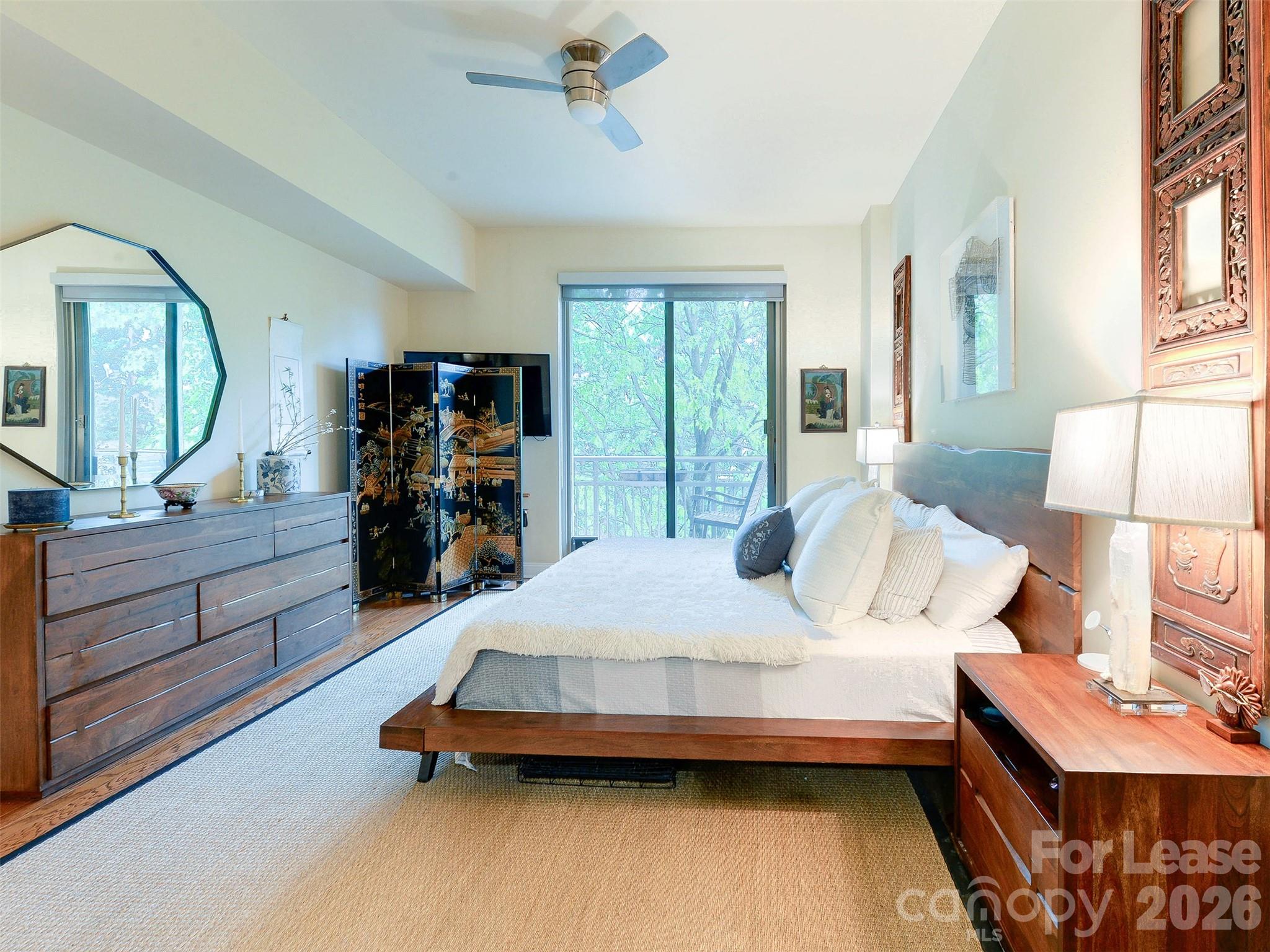 701 Royal Court 306 Property Photo 20
