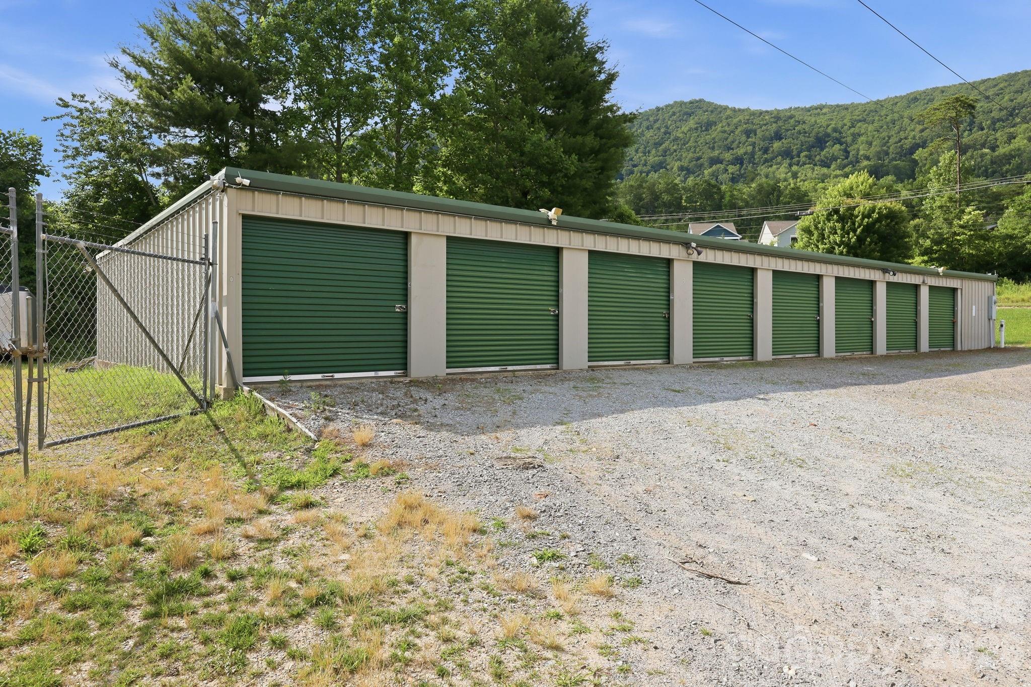 14 Huntley Circle Property Photo 3