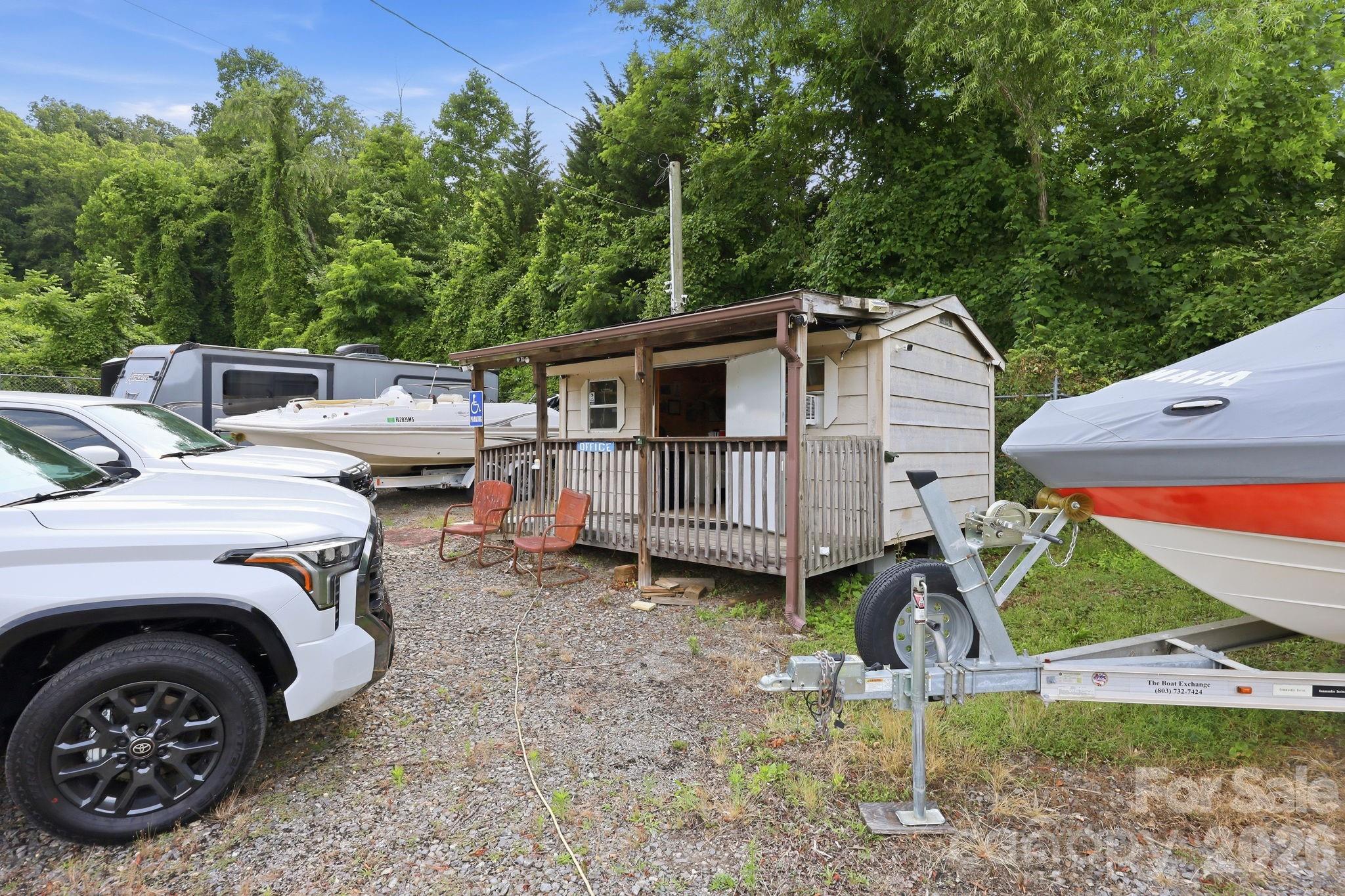 14 Huntley Circle Property Photo 12