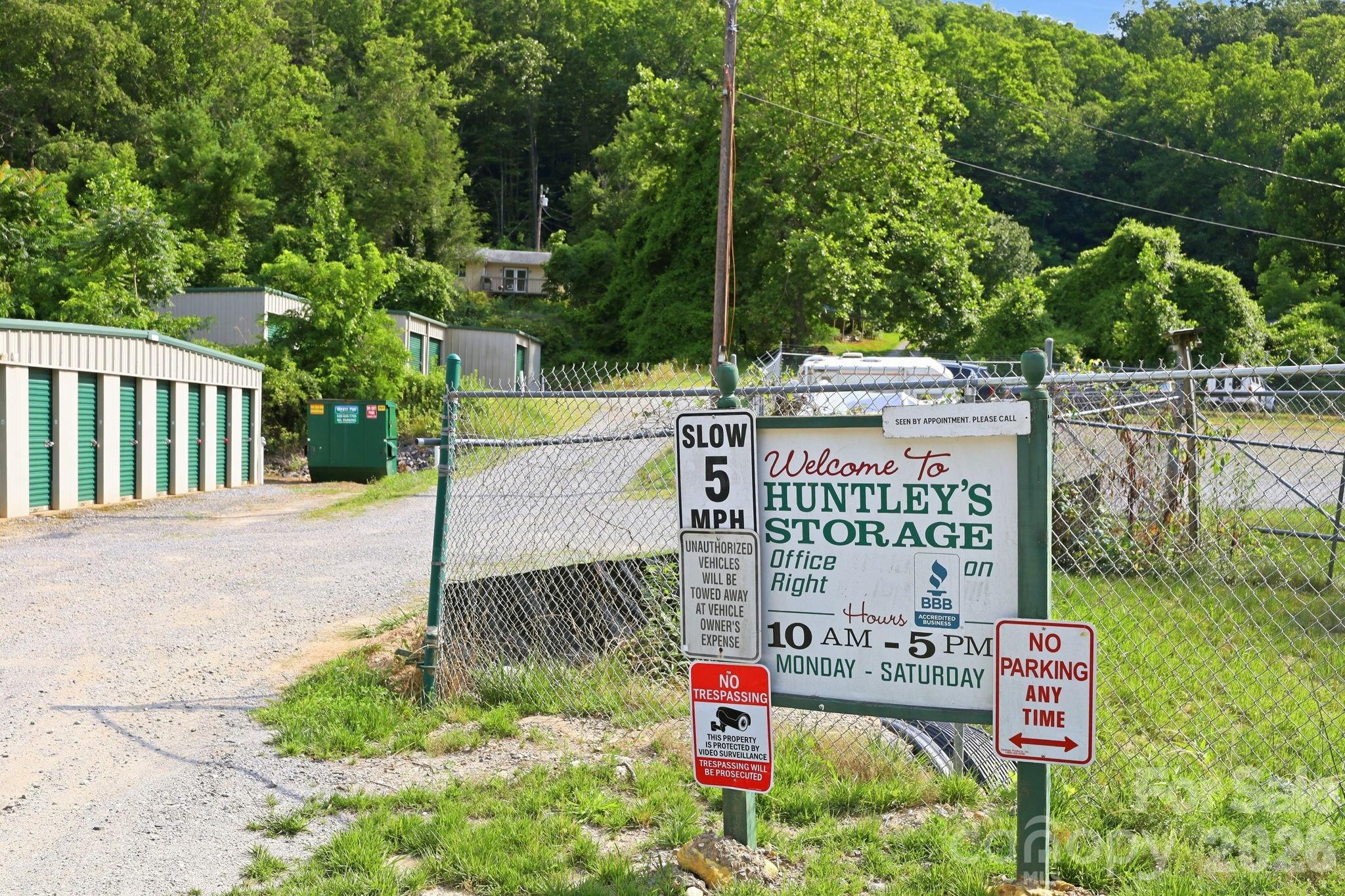14 Huntley Circle Property Photo 13