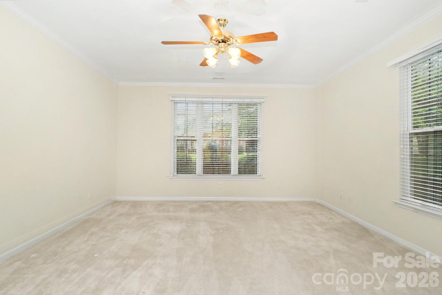 1669 Onyx Ridge Property Photo 8