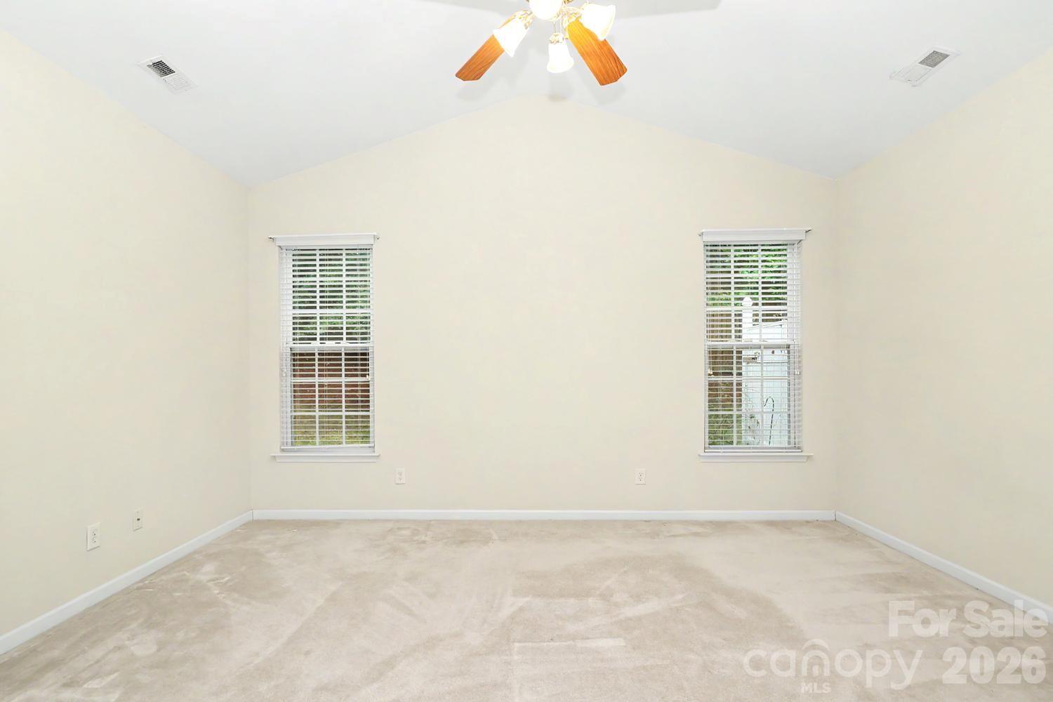 1669 Onyx Ridge Property Photo 21