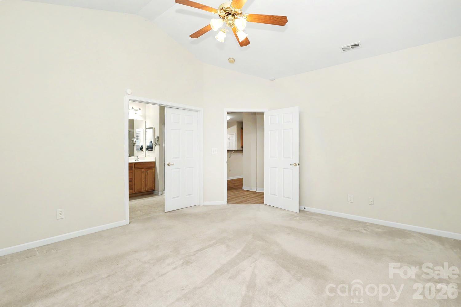 1669 Onyx Ridge Property Photo 23