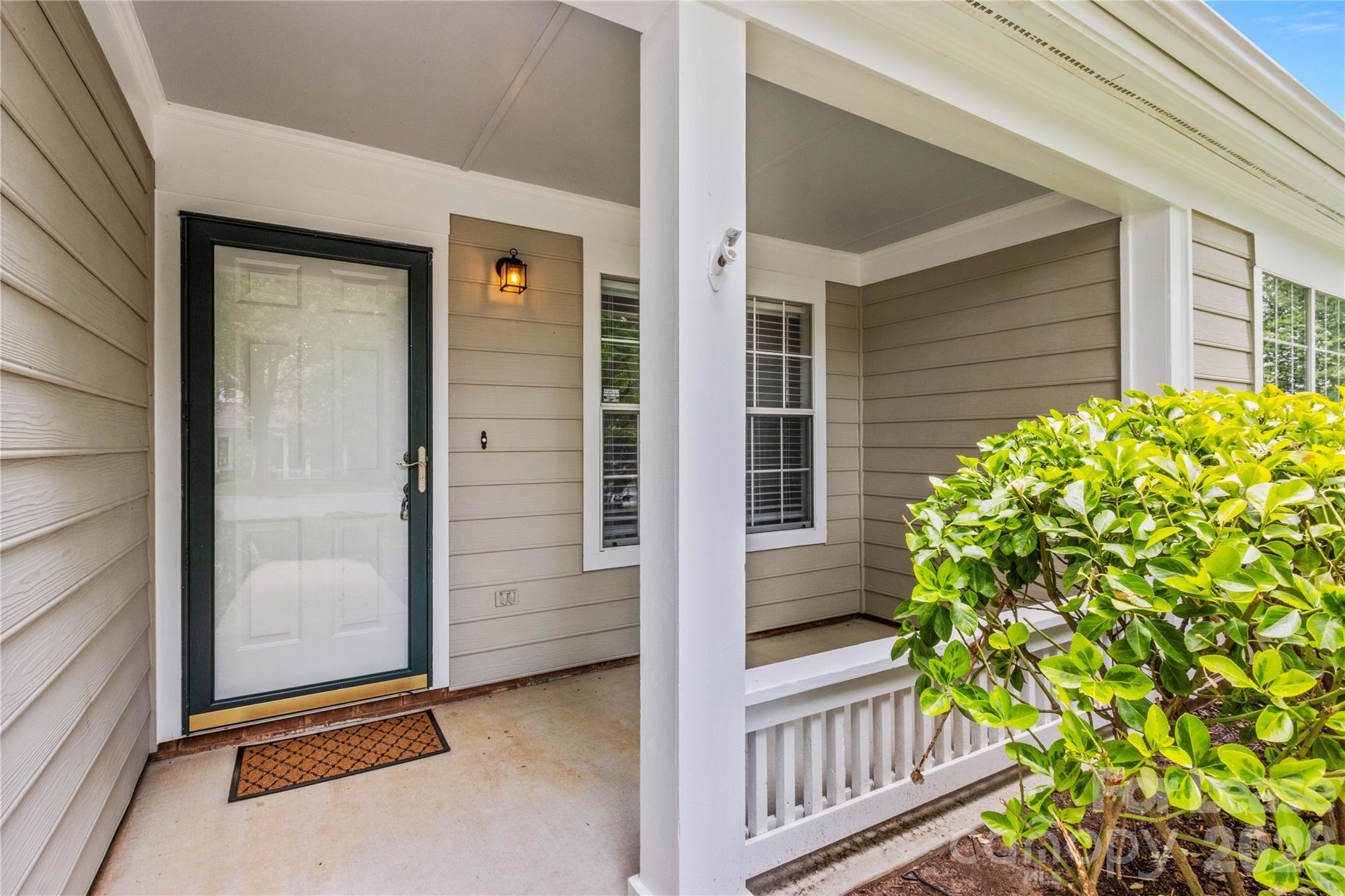 123 Meadow Lilly Court Property Photo 4