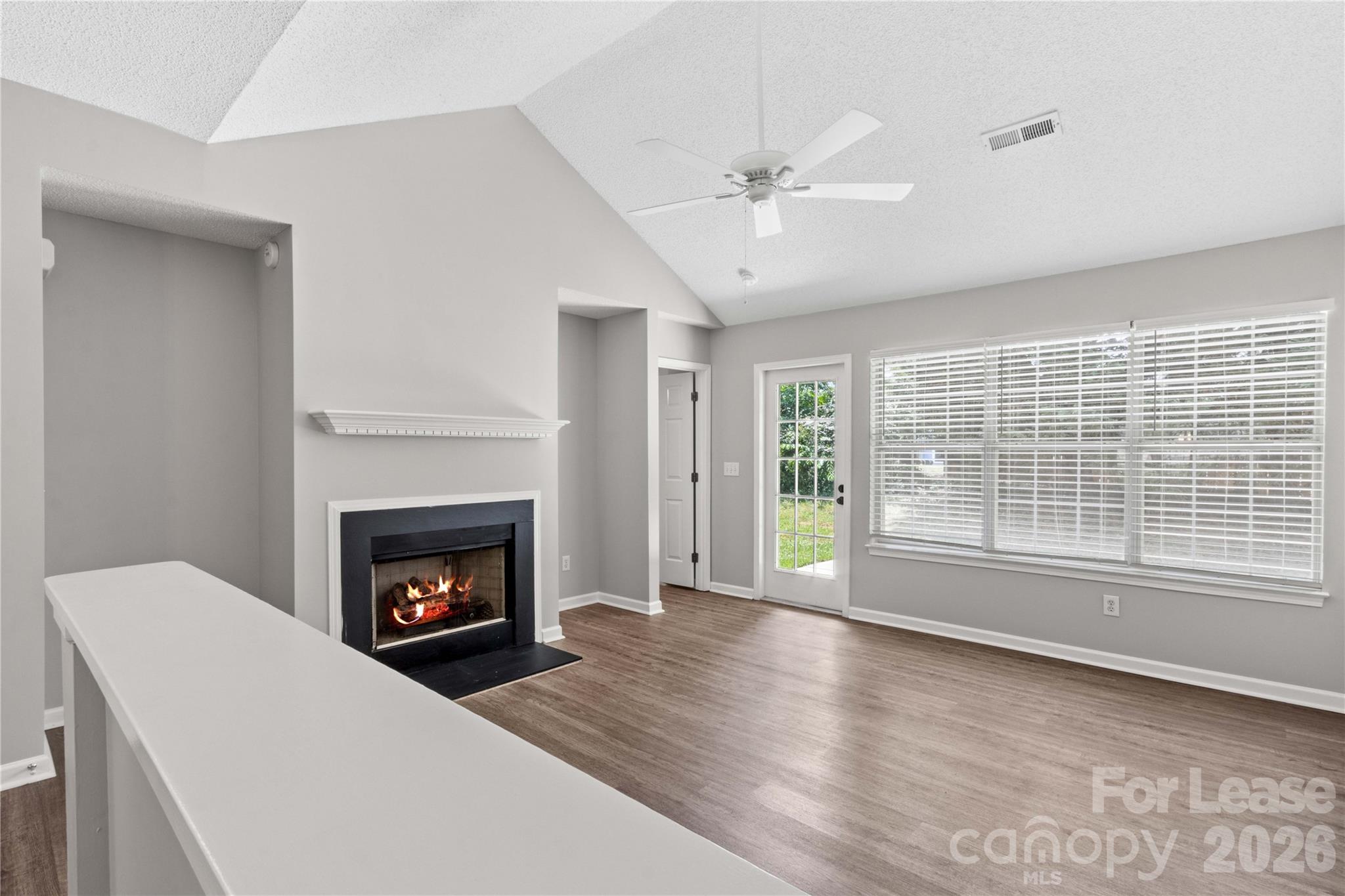 123 Meadow Lilly Court Property Photo 9