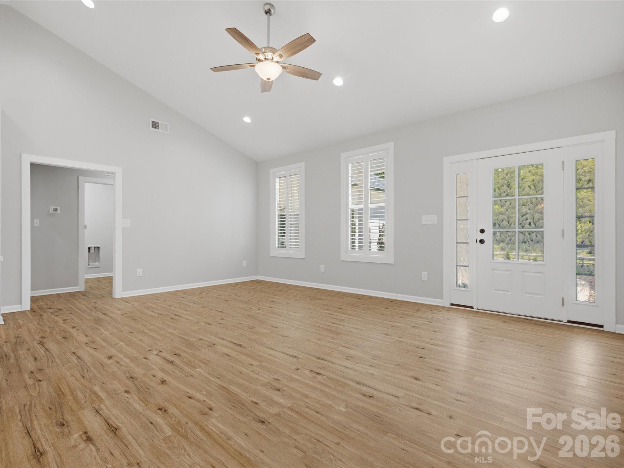 1863 Sardis Drive Property Photo 7
