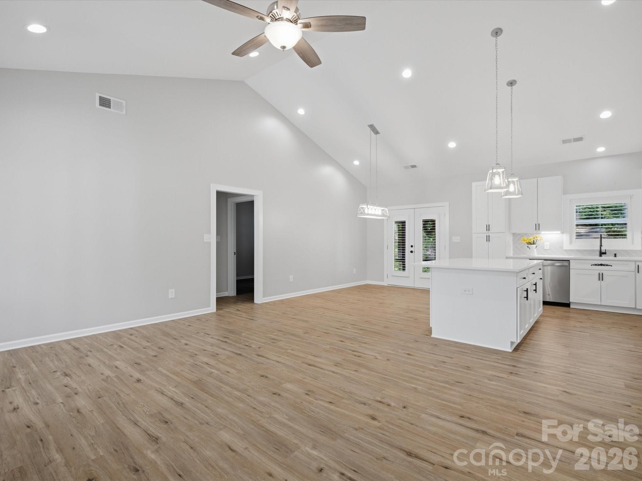 1863 Sardis Drive Property Photo 10