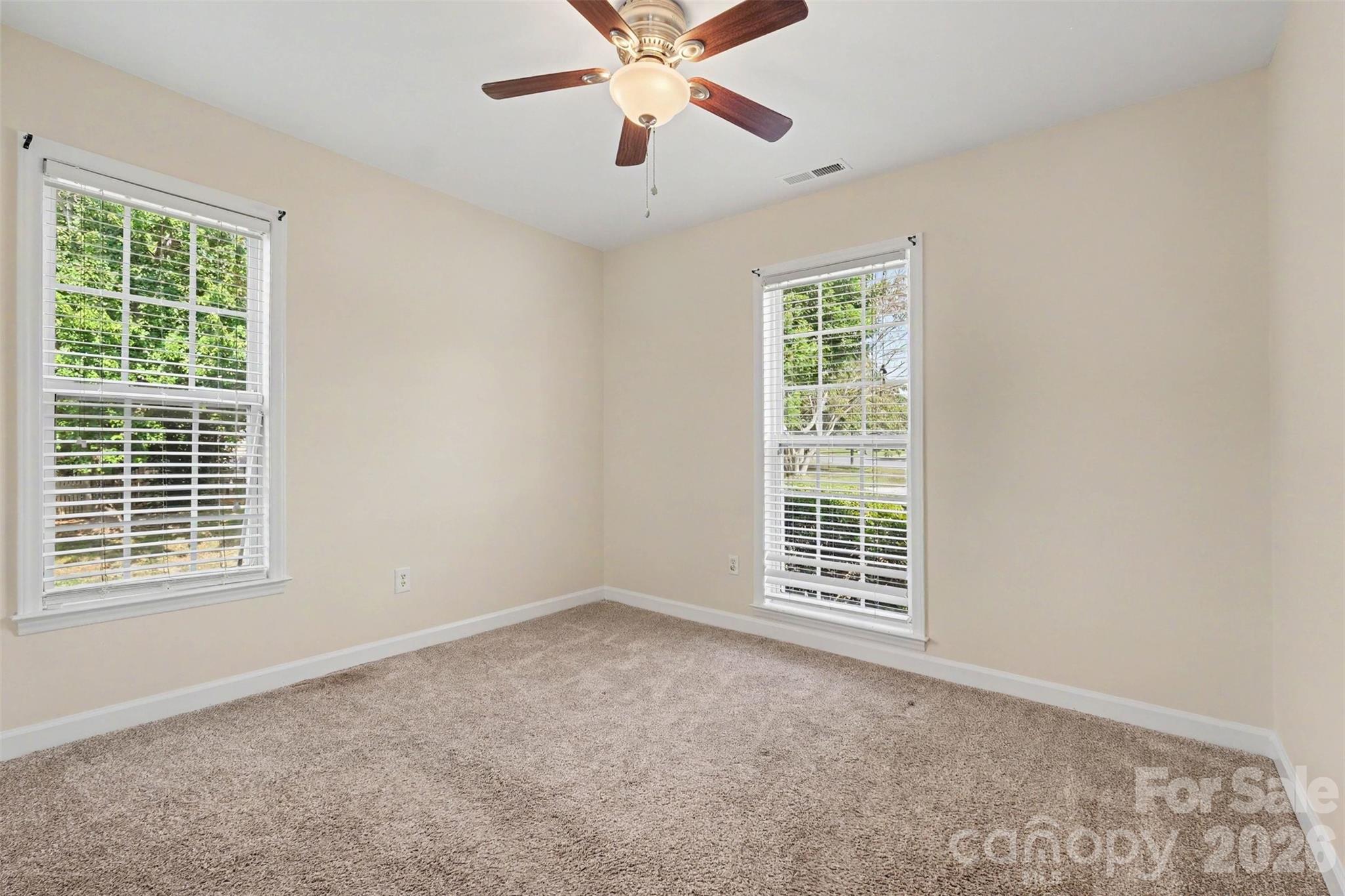 2301 Hunters Way Property Photo 18