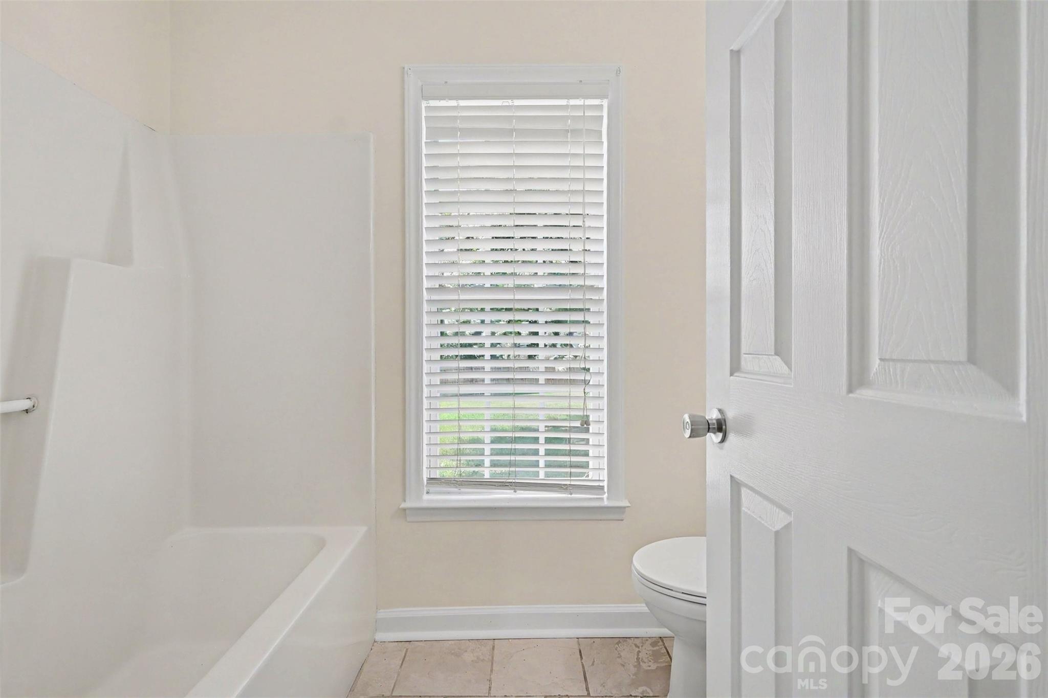 2301 Hunters Way Property Photo 19