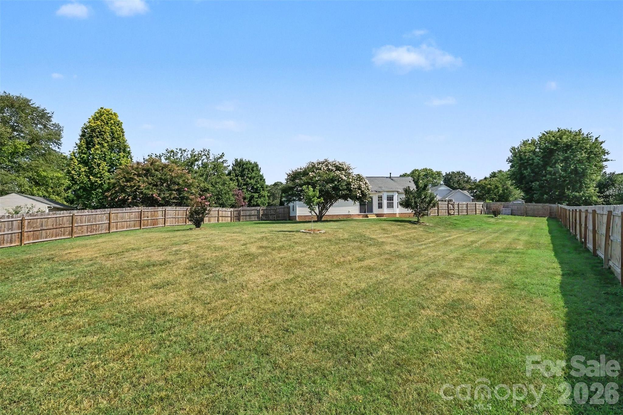 2301 Hunters Way Property Photo 23