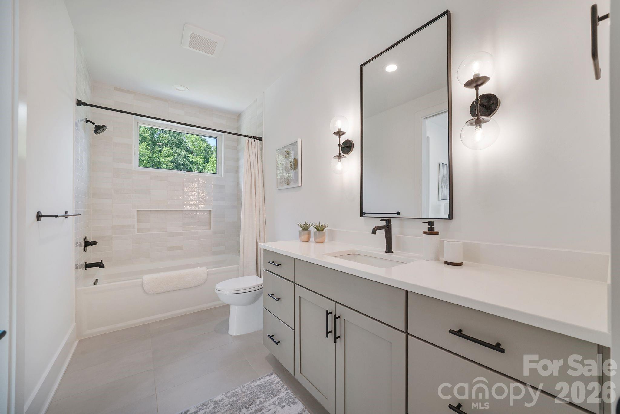 850 Mainsail Road Property Photo 14