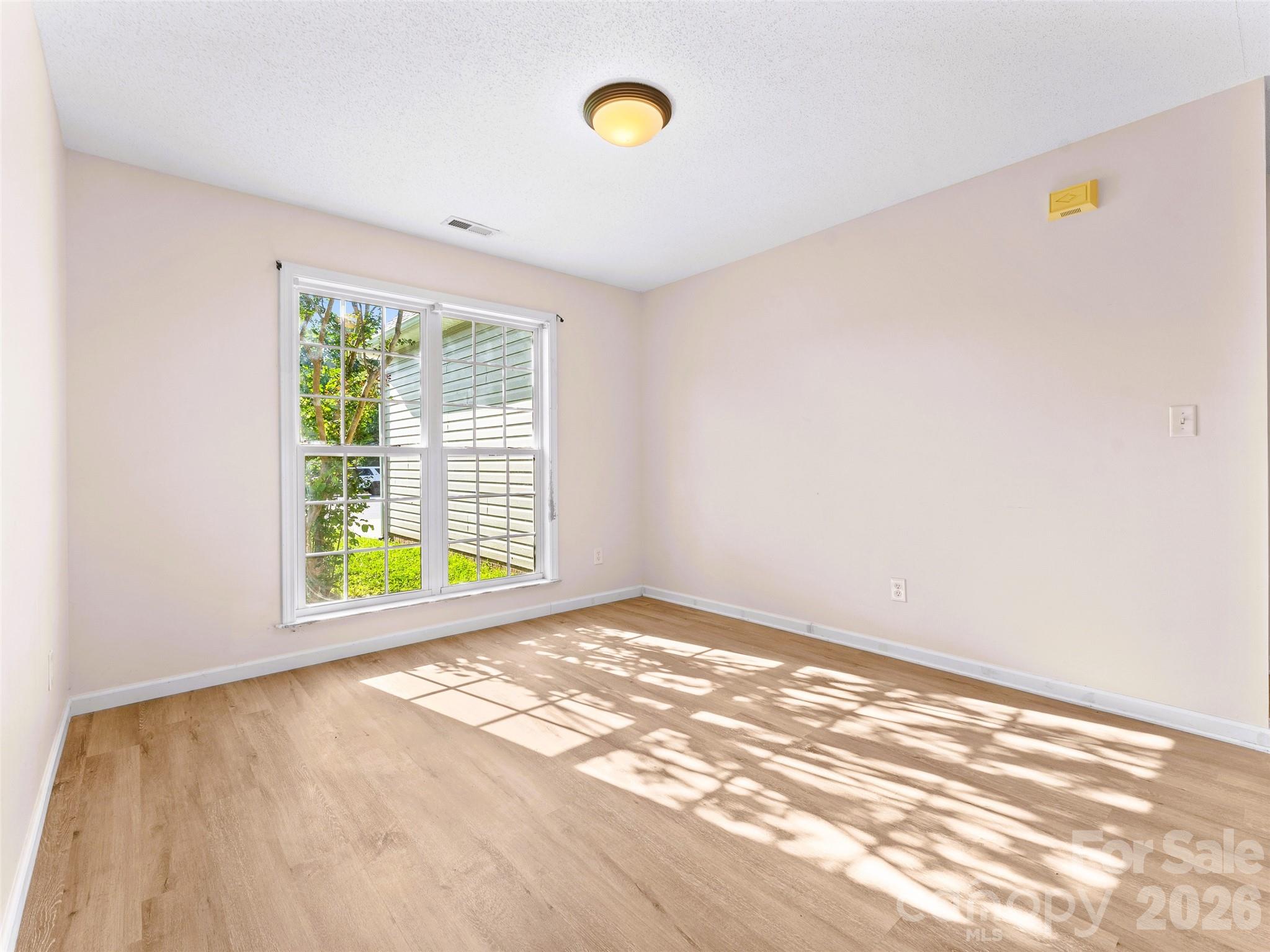 222 Misty Valley Way Property Photo 17