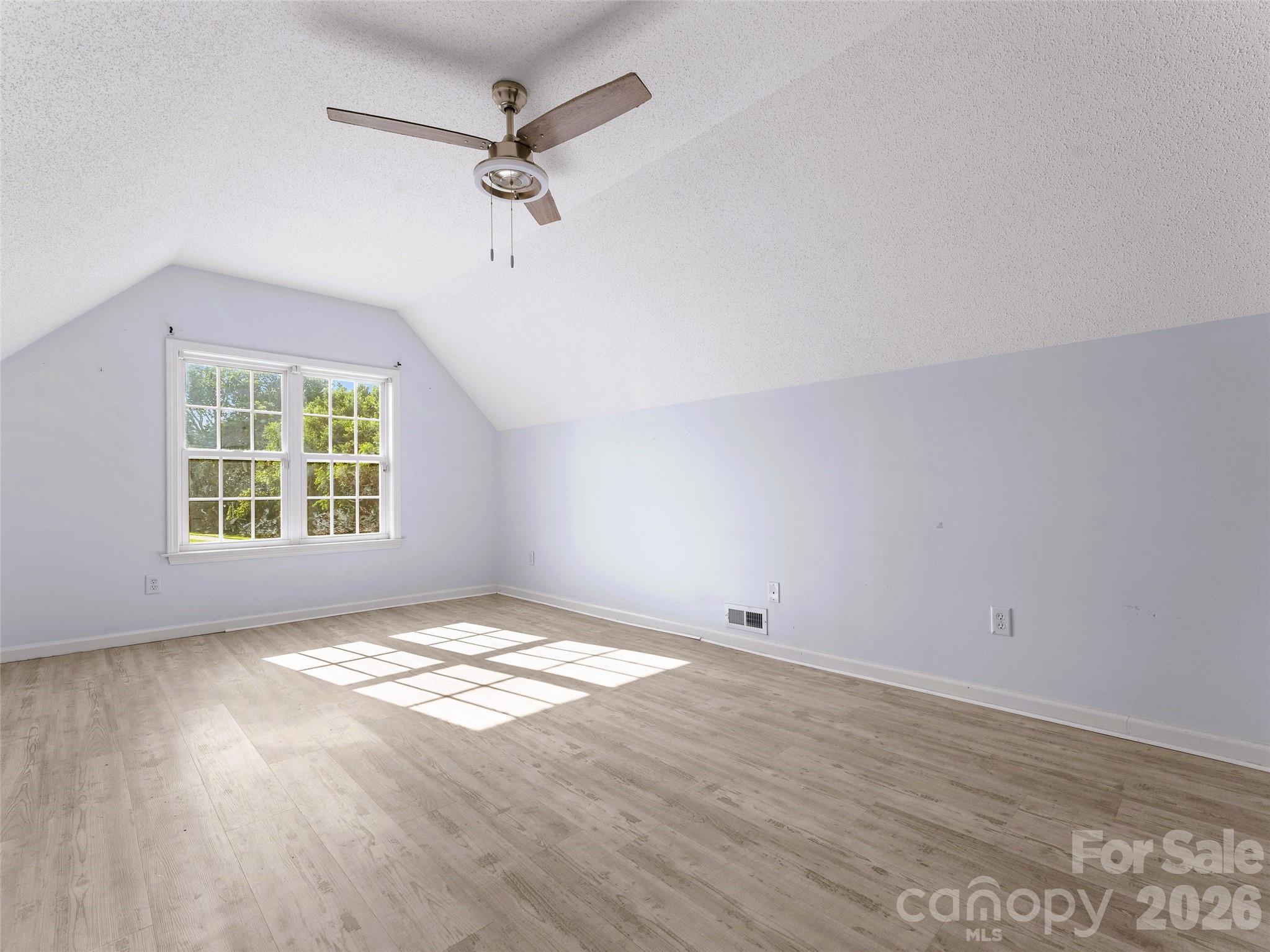 222 Misty Valley Way Property Photo 25