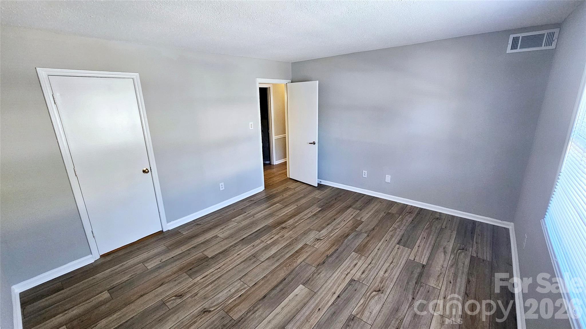 7984 Shady Oak Trail 187 Property Photo 7
