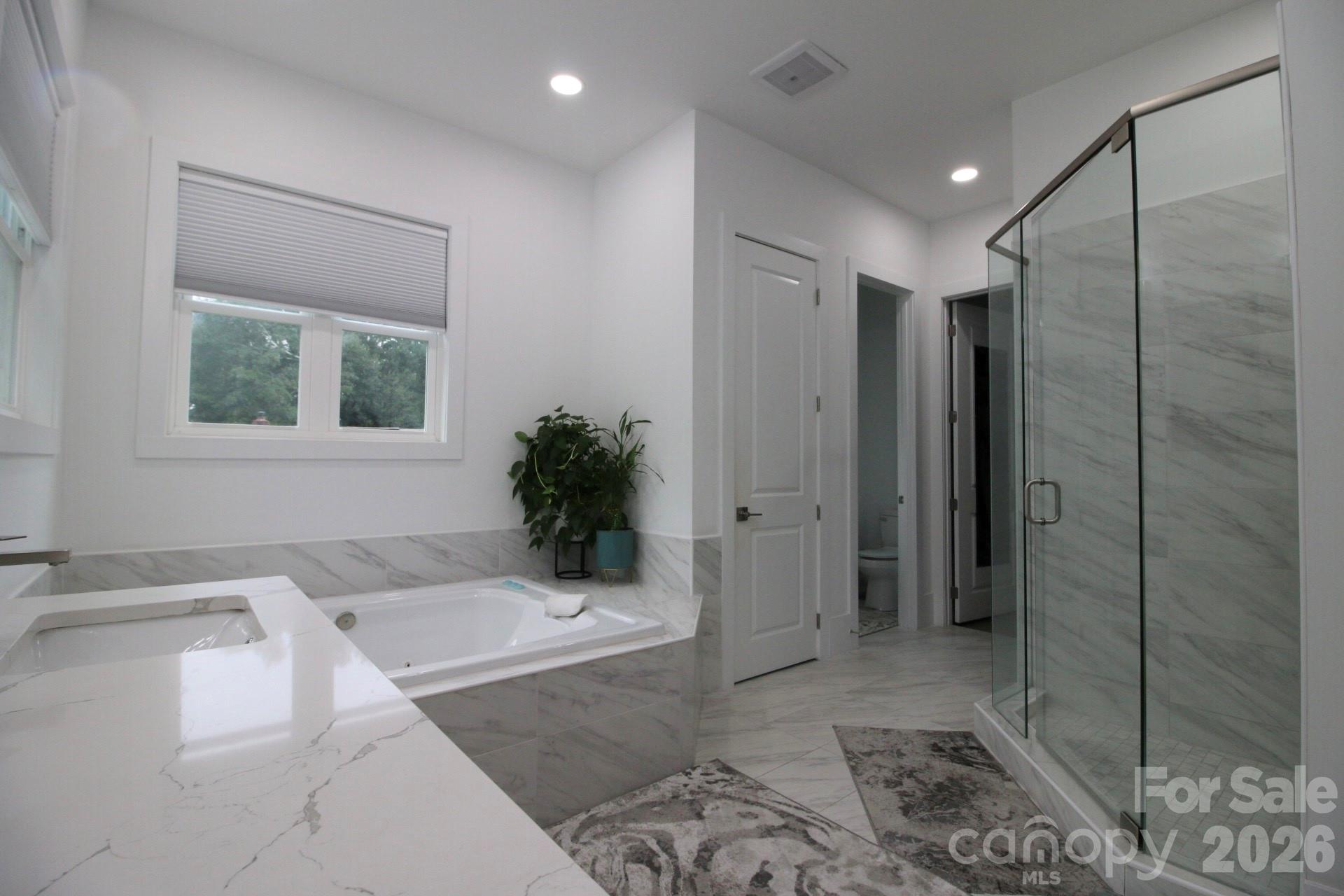 2916 Margaret Wallace Road Property Photo 18