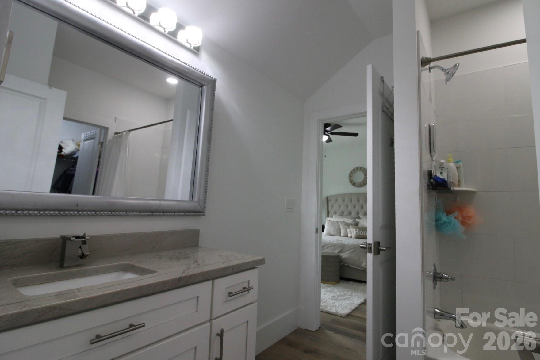 2916 Margaret Wallace Road Property Photo 29