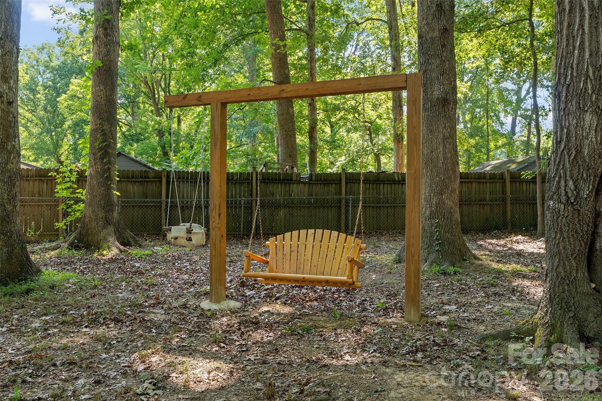 317 Jackson Place Property Photo 4