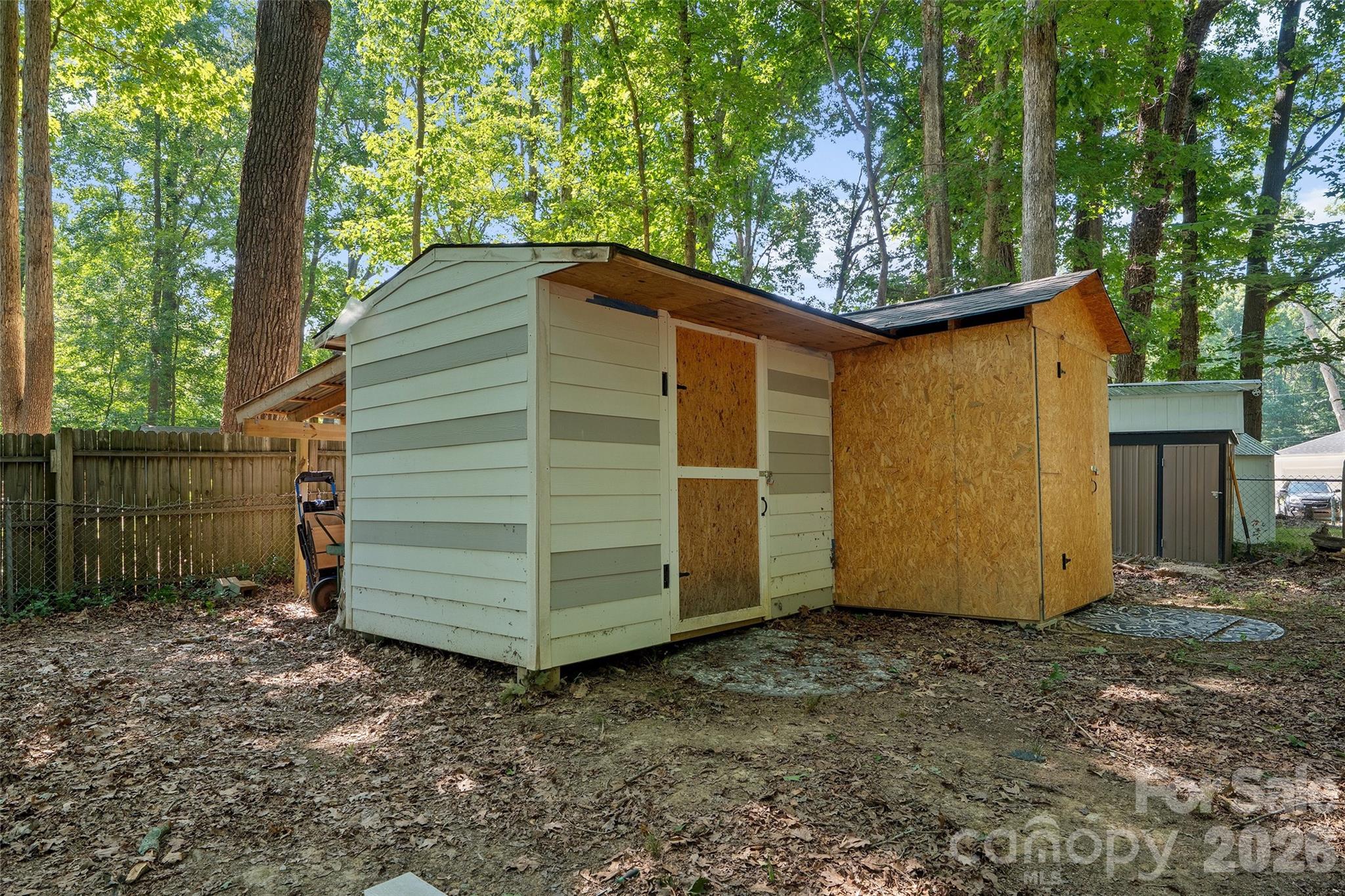 317 Jackson Place Property Photo 28